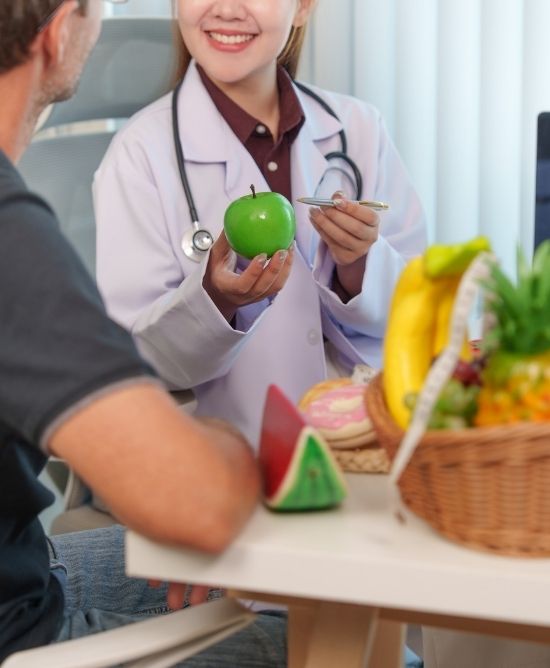 Doctora acompañando proceso nutricional durante tratamiento GLP-1 en CDMX